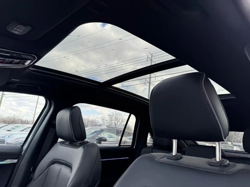 Used 2025 Jeep Wagoneer S Limited image 18