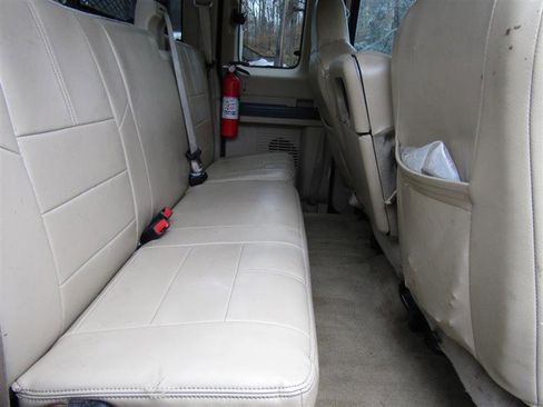 Used 2010 Ford F350 Lariat image 30