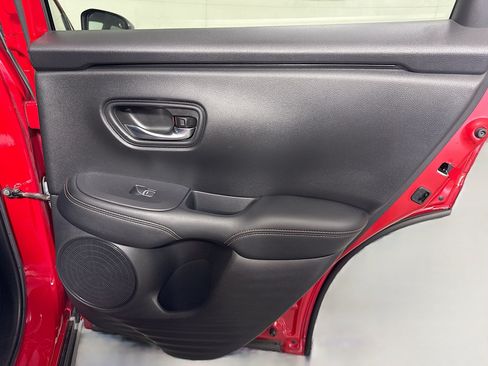 Used 2023 Honda HR-V Sport image 28