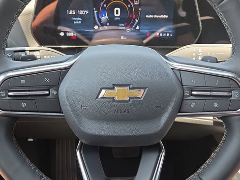 New 2026 Chevrolet Equinox LT w/ Safety and Technology Package FWD image 12