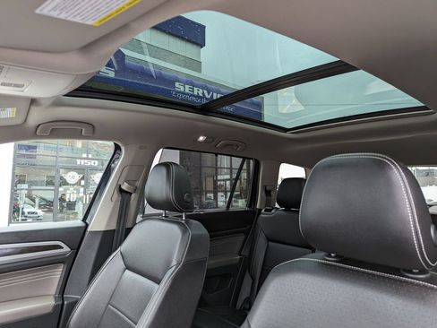 Used 2023 Volkswagen Atlas SE w/ Panoramic Sunroof Package AWD/4WD image 30