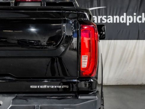 Used 2022 GMC Sierra 2500 Denali w/ Denali Ultimate Package AWD/4WD image 41