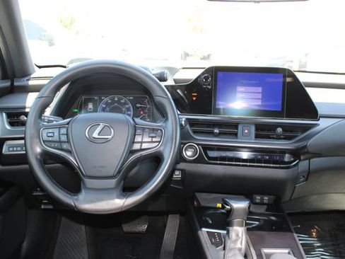 Certified 2023 Lexus UX 250h FWD w/ Accessory Package (Z2) image 14