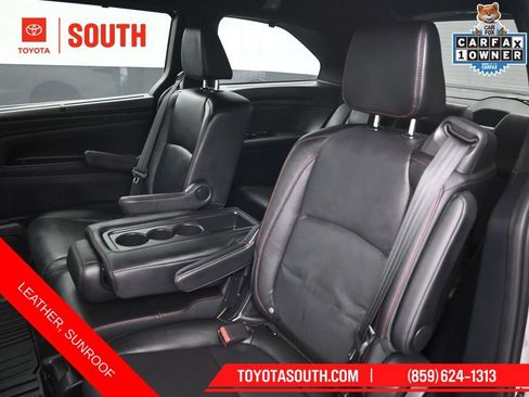 Used 2025 Honda Odyssey Sport-L image 27