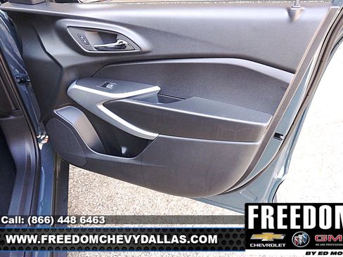 New 2026 Chevrolet Trax LS image 39