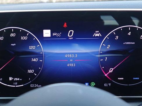 Used 2026 Mercedes-Benz GLC 300 4MATIC image 32