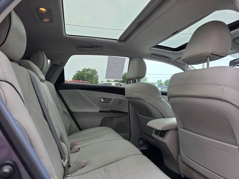 Used 2012 Toyota Venza XLE w/ XLE Premium Pkg AWD/4WD image 24