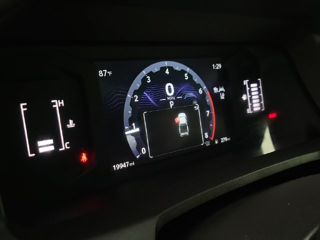 Used 2025 Toyota Tacoma SR5 RWD image 2