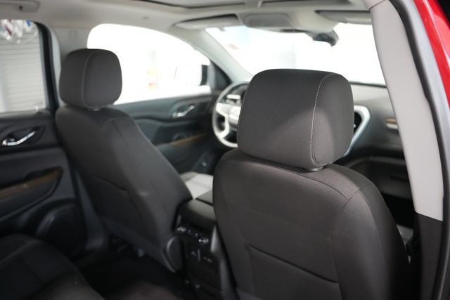 Used 2023 GMC Acadia SLE w/ Elevation Edition AWD/4WD image 21