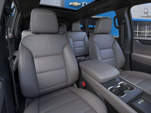 New 2026 GMC Acadia Elevation FWD image 16