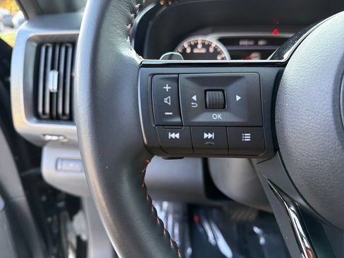 Used 2023 Nissan Pathfinder Rock Creek AWD/4WD image 21