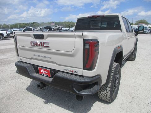 New 2026 GMC Sierra 2500 AT4X AWD/4WD image 5
