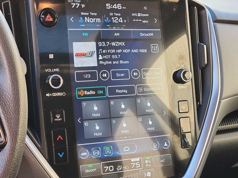 Used 2024 Subaru Crosstrek 2.0i Premium image 15