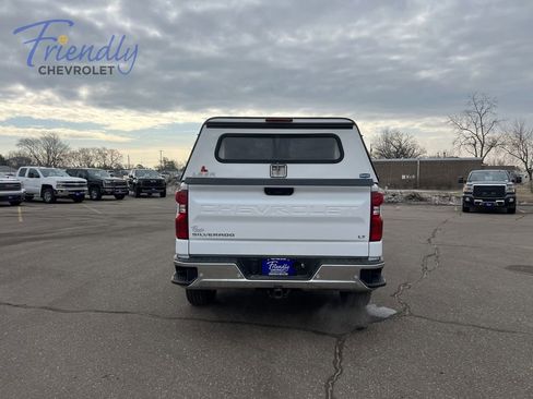 Used 2022 Chevrolet Silverado 1500 LT w/ Safety Package AWD/4WD image 9