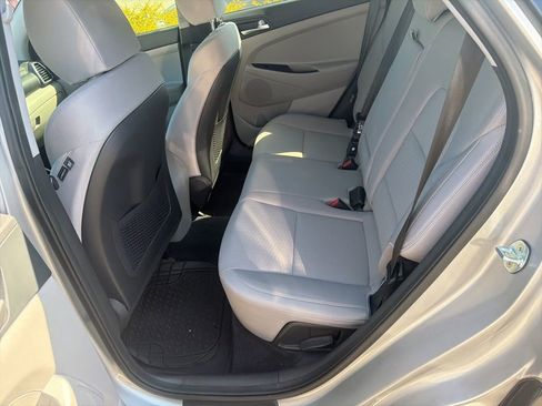 Used 2020 Hyundai Tucson SE image 13