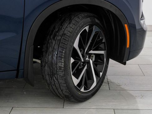 Used 2023 Mitsubishi Outlander SEL Black Edition image 61