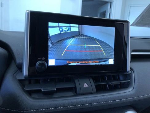 Certified 2025 Toyota RAV4 XLE AWD/4WD image 27