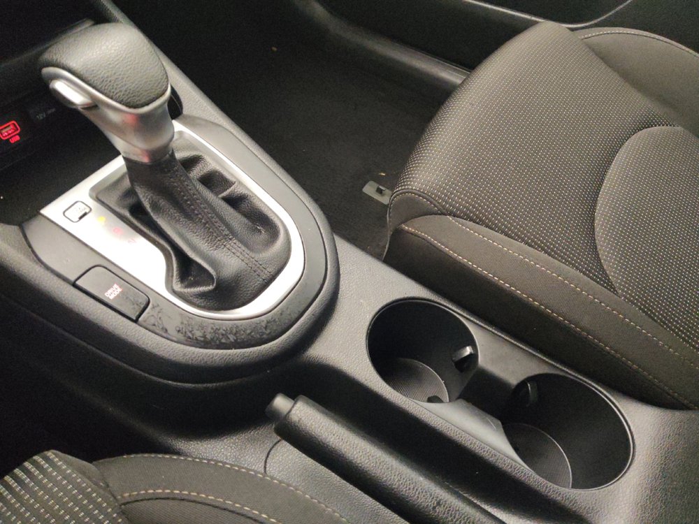 Used 2021 Kia Forte LXS FWD image 26