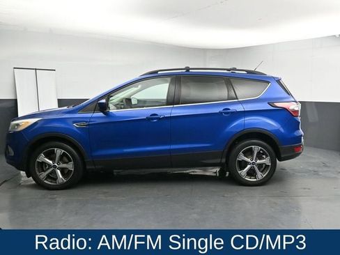 Used 2017 Ford Escape SE w/ Equipment Group 201A image 7
