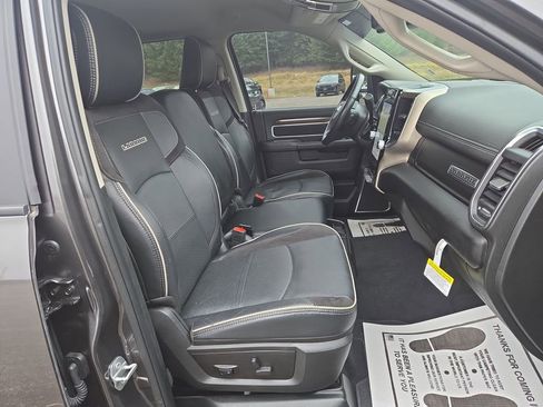 Used 2024 RAM 2500 Laramie image 17