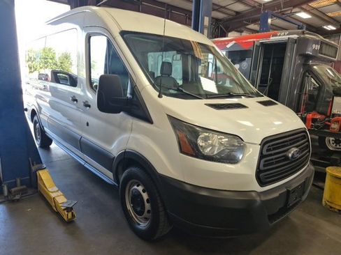 Used 2016 Ford Transit 350 XL image 3