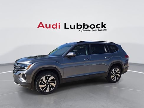 Used 2025 Volkswagen Atlas SE FWD image 5