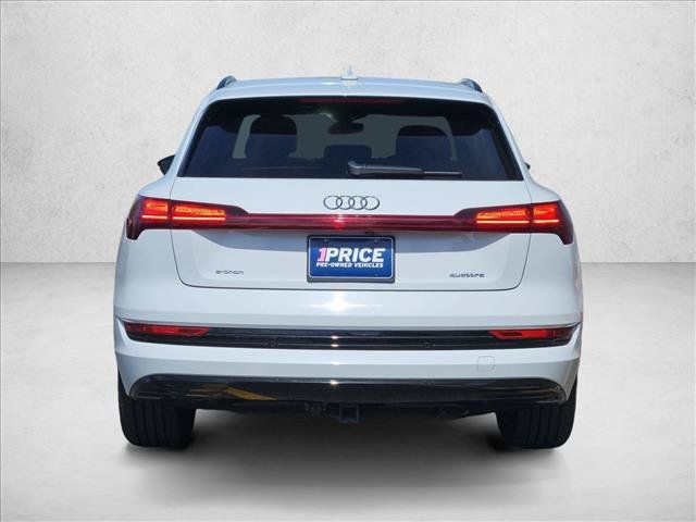 Used 2021 Audi e-tron Premium Plus w/ Premium Plus Package AWD/4WD image 7