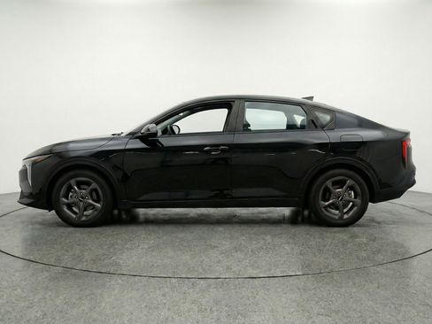 Used 2025 Kia K4 FWD image 5
