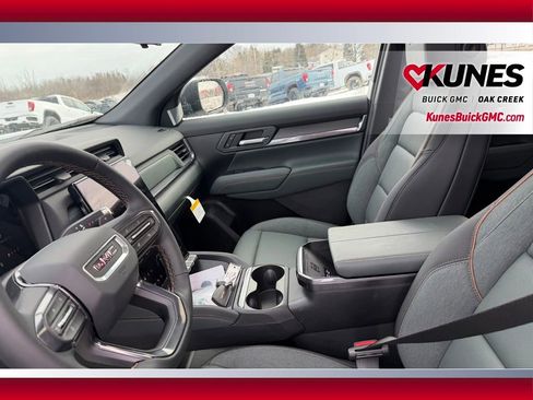 New 2026 GMC Terrain AT4 w/ Convenience Package III image 10