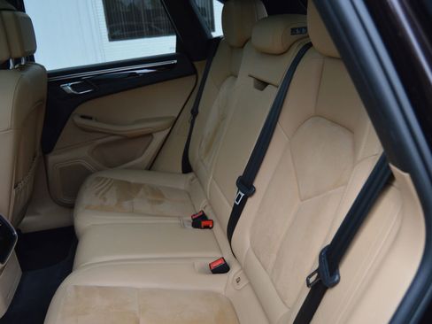Used 2016 Porsche Macan S AWD/4WD image 22