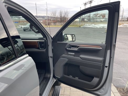 Used 2025 GMC Sierra 1500 Denali w/ Denali Reserve Package image 26