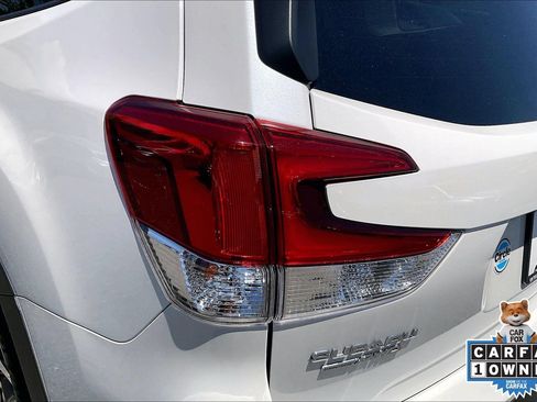 Certified 2022 Subaru Forester Premium AWD/4WD image 29