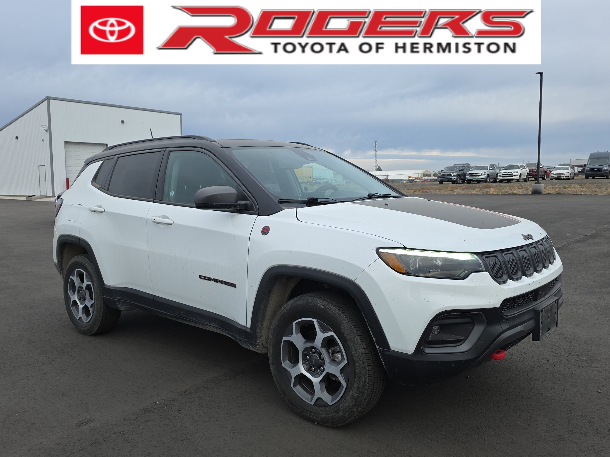Used 2022 Jeep Compass Trailhawk w/ Trailhawk Elite Group AWD/4WD image 1