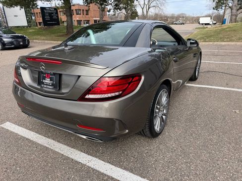 Used 2018 Mercedes-Benz SLC 300 image 48