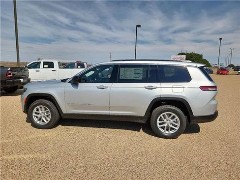 New 2025 Jeep Grand Cherokee L Laredo w/ Luxury Tech Group I image 2