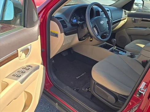 Used 2011 Hyundai Santa Fe GLS FWD image 9