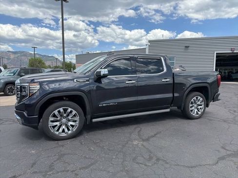 Used 2026 GMC Sierra 1500 Denali AWD/4WD image 14