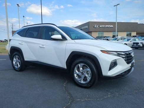Used 2024 Hyundai Tucson SEL AWD/4WD image 2