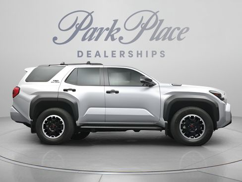 Used 2025 Toyota 4Runner TRD Off-Road Premium w/ Tow Technology Package AWD/4WD image 23