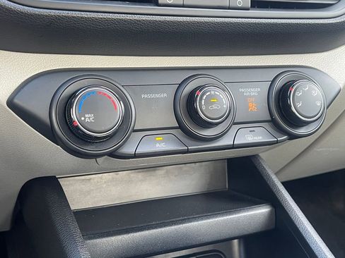 Used 2022 Kia Forte LXS image 25