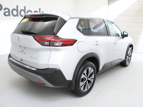 Used 2021 Nissan Rogue SV AWD/4WD image 9