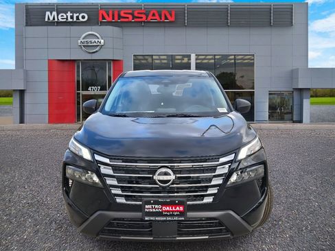 New 2026 Nissan Rogue S image 2