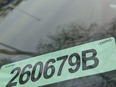 Used 2021 Toyota RAV4 XLE w/ XLE Grade Weather Package image 32