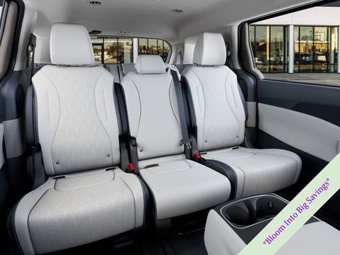 New 2026 Kia Carnival EX FWD image 16