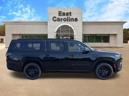 New 2026 Jeep Grand Wagoneer L Limited AWD/4WD image 2