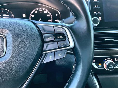 Used 2016 Subaru Outback 2.5i Limited AWD/4WD image 20