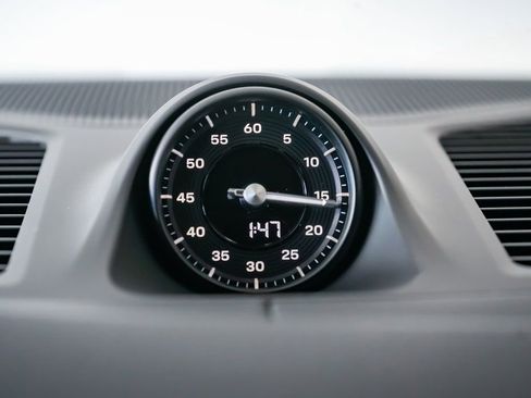 New 2026 Porsche Cayenne Coupe image 21