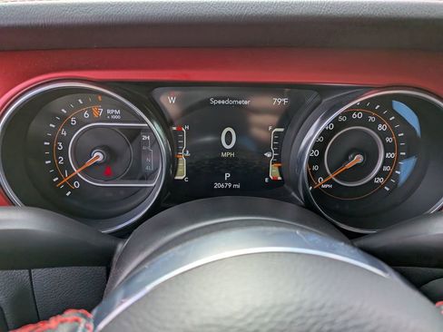 Used 2023 Jeep Gladiator Rubicon w/ LED Lighting Group image 16