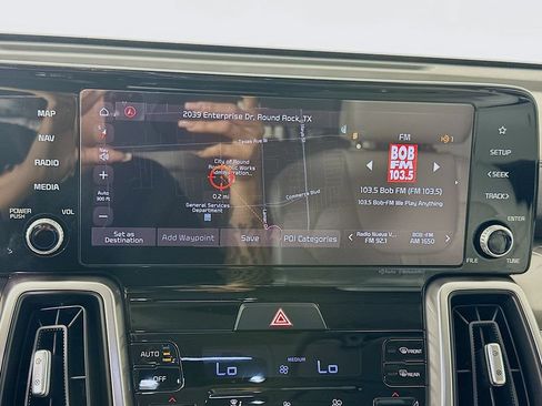 Used 2023 Kia Sorento S w/ Panoramic Sunroof Package FWD image 13
