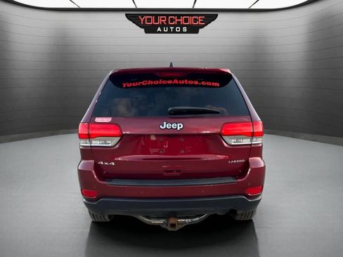 Used 2018 Jeep Grand Cherokee Laredo image 4